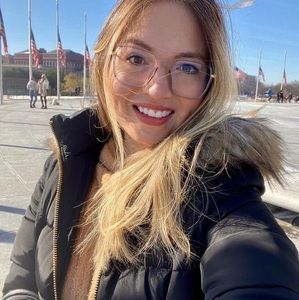 Meet your Posher, Catherine